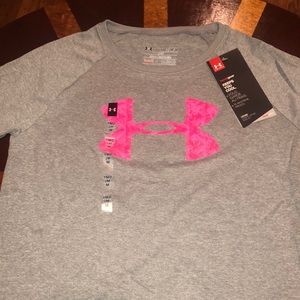 Girls under armour t-shirt! Brand New!
